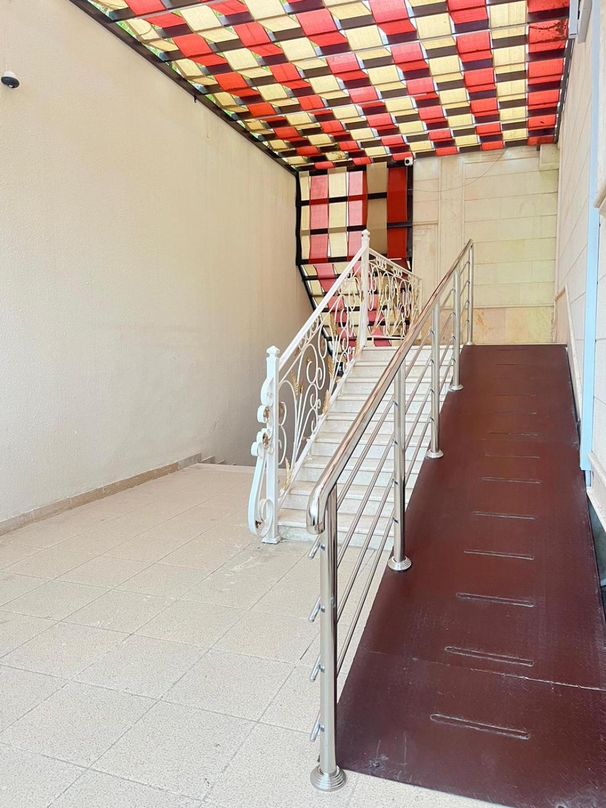 Al-Jamwaut A - Nozol Noor 5 Apartman Medina Szoba fotó